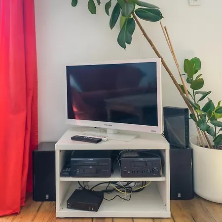 Apartment 2 Pieces Calme Et Ensoleille 9 *