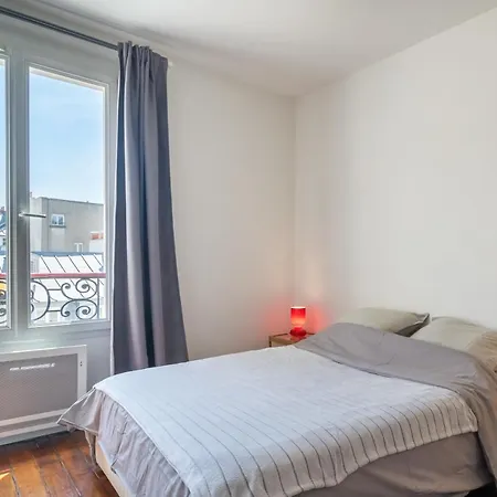 2 Pieces Calme Et Ensoleille 9 Apartment Paris